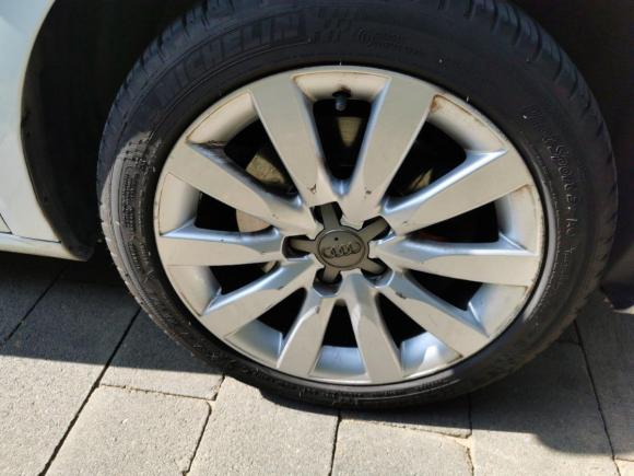 [南京·苏L] 二手奥迪奥迪A12014款 30 TFSI 舒适型