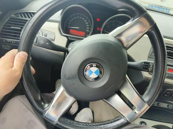 [上海·贵H] 二手宝马宝马Z42004款 3.0i