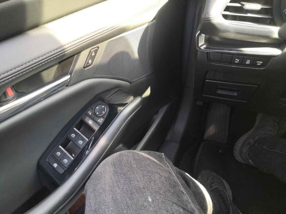 [上海·苏F] 二手马自达马自达3 昂克赛拉2020款 2.0L 自动质雅版