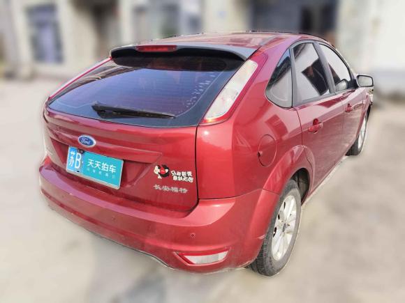 [无锡·苏B] 二手福特福克斯2013款 两厢经典 1.8L 自动基本型