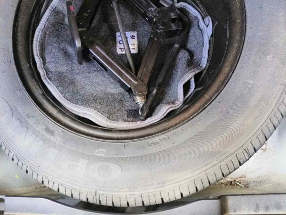 [杭州·浙A] 二手现代悦动2011款 1.6L 自动豪华型