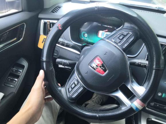 [广州·粤A] 二手荣威荣威RX5新能源2017款 ERX5 EV400 电动互联网至尊版