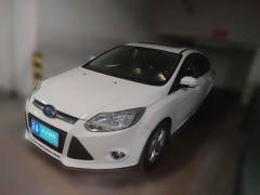 [无锡·苏A] 福特福克斯2012款 两厢 1.6L 手动风尚型