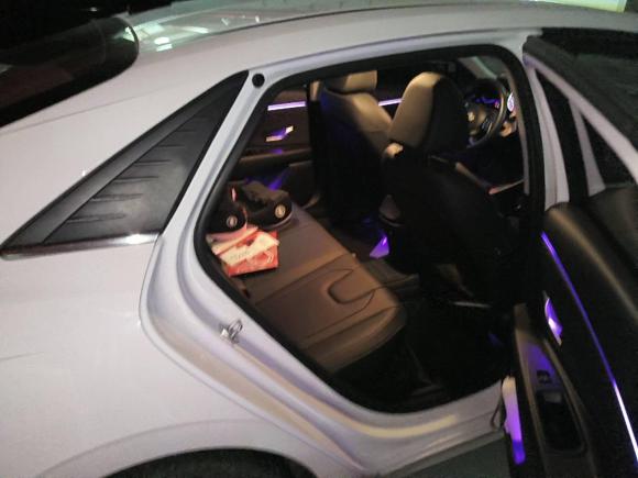 [杭州·浙F] 二手现代伊兰特2021款 1.5L CVT LUX尊贵版