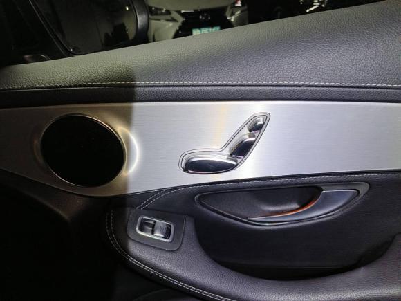 [深圳·粤B] 二手奔驰奔驰GLC2020款 GLC 260 L 4MATIC 动感型