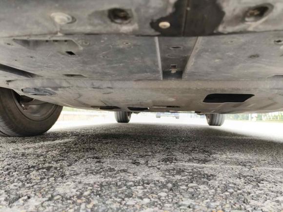 [成都·川A] 二手雪铁龙世嘉2016款 经典 三厢 1.6L 手动品尚型