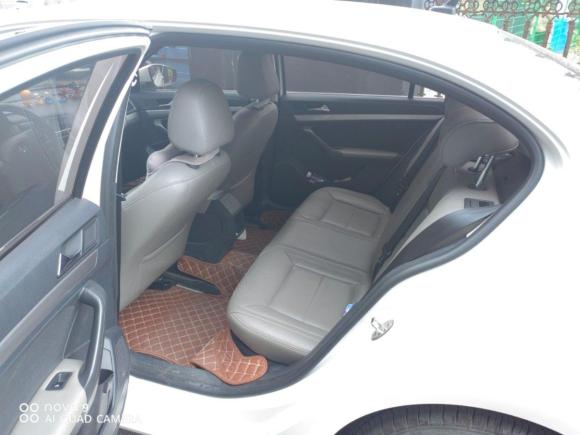 [上海·皖C] 二手大众朗逸2015款 1.6L 手动风尚版