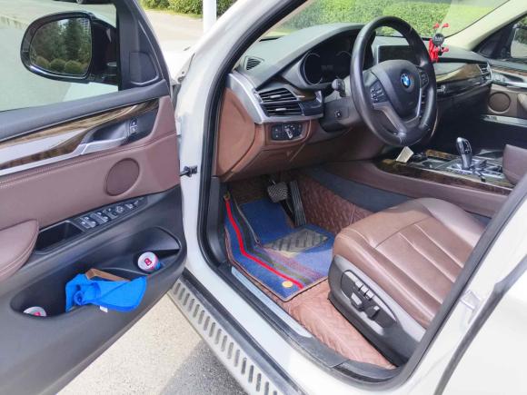 [西安·陕U] 二手宝马宝马X52017款 xDrive28i