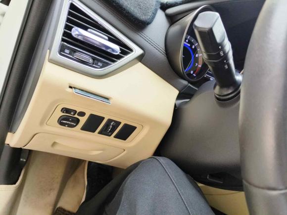 [深圳·湘L] 二手长安逸动2016款 1.6L 手动风尚型