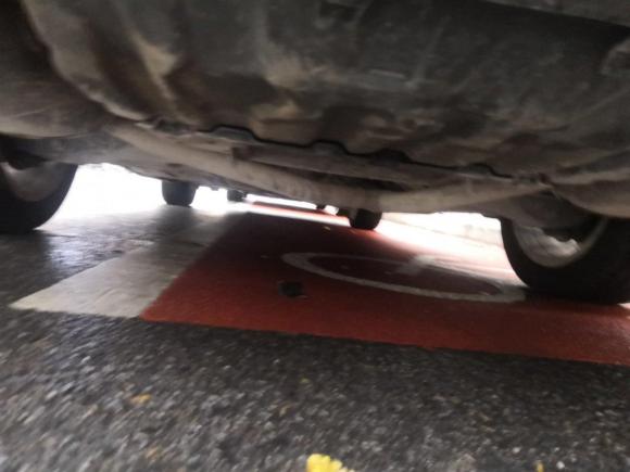 [北京·京A] 二手红旗红旗H72013款 3.0L 尊贵型