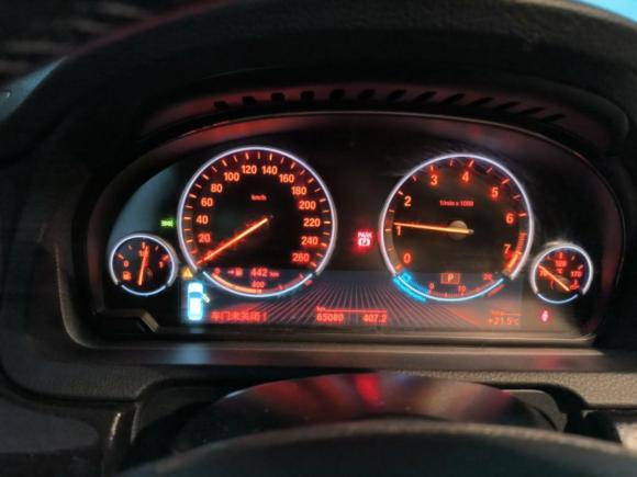 [南京·苏A] 二手宝马宝马5系GT2015款 528i 领先型