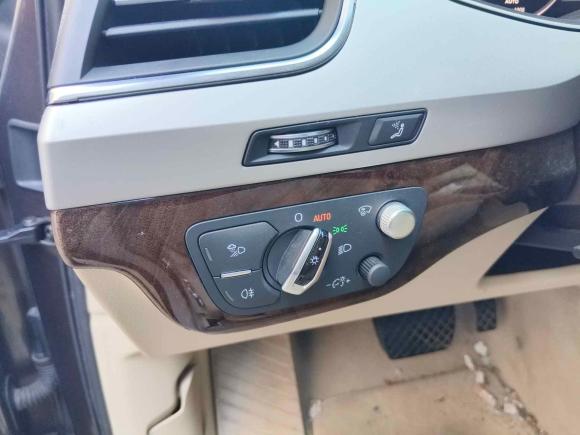 [深圳·粤B] 二手奥迪奥迪Q72016款 40 TFSI S line运动型