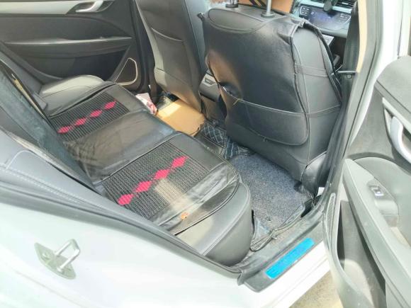 [南京·皖K] 二手吉利汽车帝豪2018款 1.5L 手动向上互联版