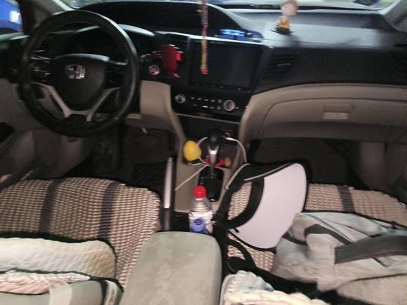 [武汉·鄂A] 二手本田思域2014款 1.8L 自动舒适版