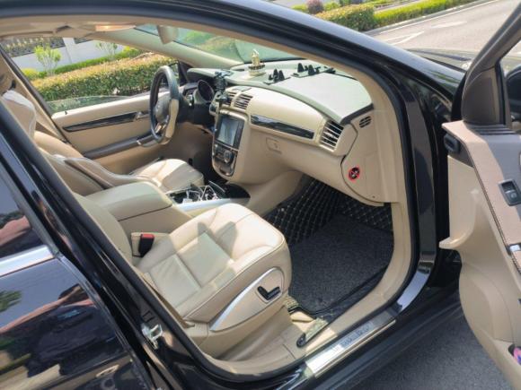 [上海·沪A] 二手奔驰奔驰R级2017款 R 320 4MATIC 商务型臻藏版