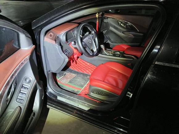 [西安·陕U] 二手别克君越2013款 2.4L SIDI豪华舒适型