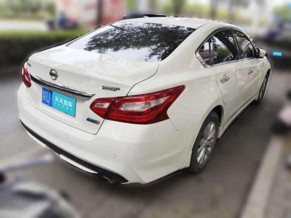 [西安·陕U] 二手日产天籁2016款 改款 2.0L XL舒适版