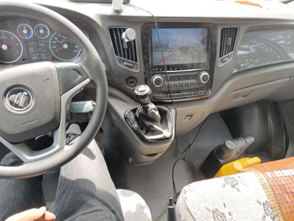 [无锡·苏B] 二手福田图雅诺2021款 2.0T手动通途长轴中顶5/6/7座4F20TC3