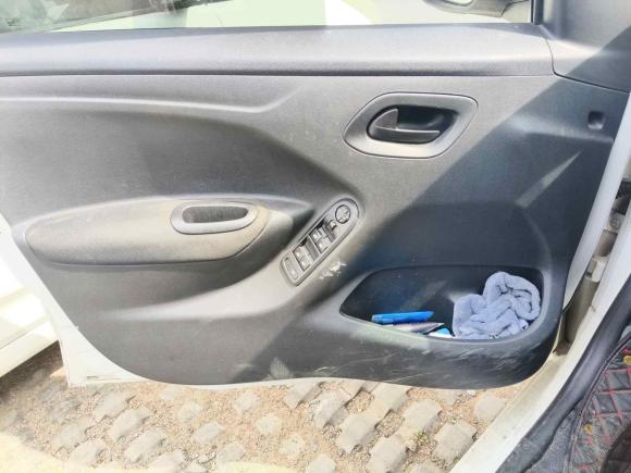 [青岛·鲁B] 二手标致标致3012016款 1.6L 自动舒适版