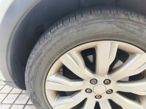 [上海·沪L] 二手路虎发现神行2015款 2.0T HSE LUXURY