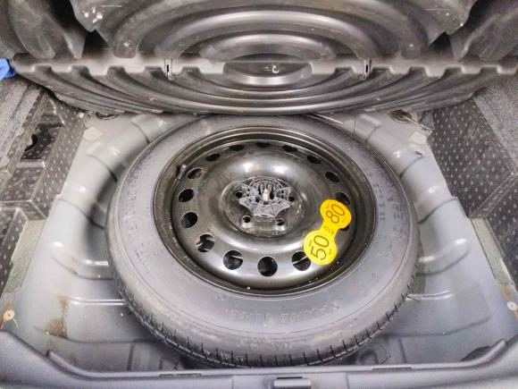 [济南·鲁A] 二手荣威荣威RX52016款 20T 两驱手动旗舰版