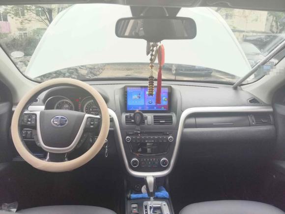 [宁波·闽B] 二手奔腾奔腾X802013款 2.0L 自动豪华型