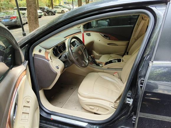 [上海·沪L] 二手别克君越2011款 2.4L SIDI豪雅版