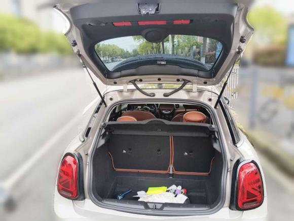 [上海·沪D] 二手MINIMINI2023款 2.0T COOPER S 艺术家 五门版