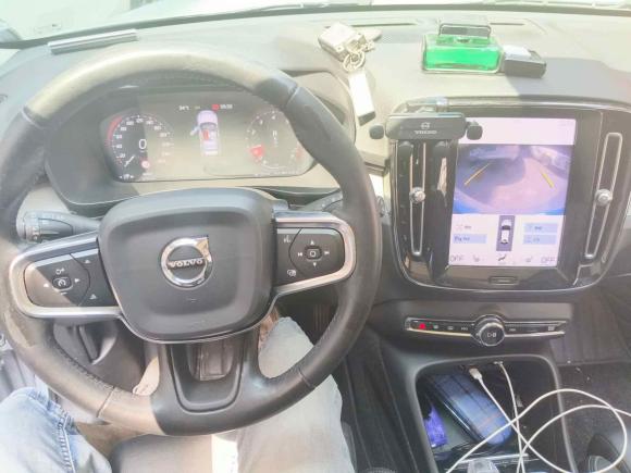 [上海·沪F] 二手沃尔沃沃尔沃XC402020款 T4 四驱智雅豪华版