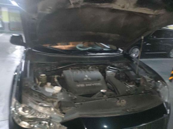 [宁波·闽A] 二手三菱欧蓝德2010款 劲界 3.0 豪华版