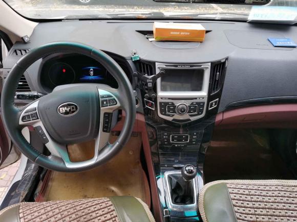 [西安·陕A] 二手比亚迪速锐2018款 1.5L 手动尊享型