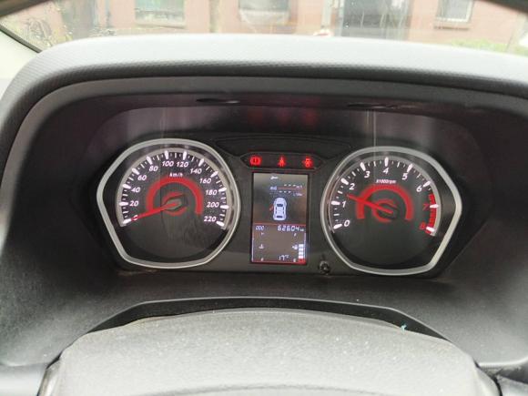 [上海·陕D] 二手东南东南DX32016款 1.5L 手动尊贵型