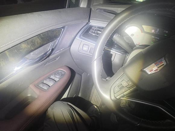 [杭州·浙A] 二手凯迪拉克凯迪拉克XT62021款 28T 六座四驱豪华型至臻音响版