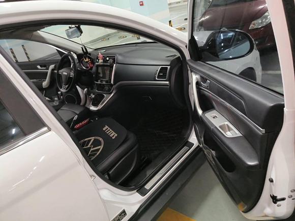 [杭州·辽H] 二手哈弗哈弗H62017款 蓝标 运动版 1.5T 手动两驱精英型