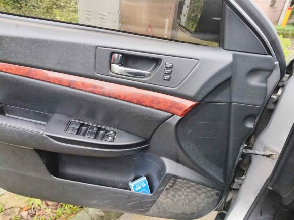 [宁波·浙B] 二手斯巴鲁傲虎2010款 2.5i豪华版