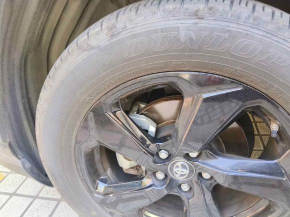 [上海·沪E] 二手丰田RAV4荣放2022款 双擎 2.5L E-CVT四驱精英Plus版