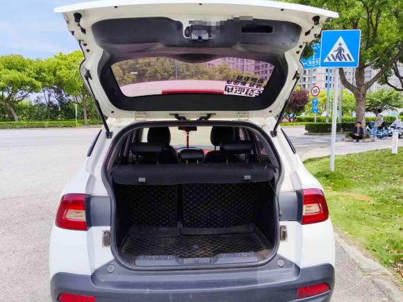 [上海·贵E] 二手中华中华V32017款 1.5L 手动智能型