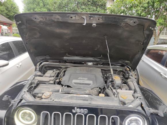 [温州·浙C] 二手Jeep牧马人2017款 3.0L Sahara 四门舒享版