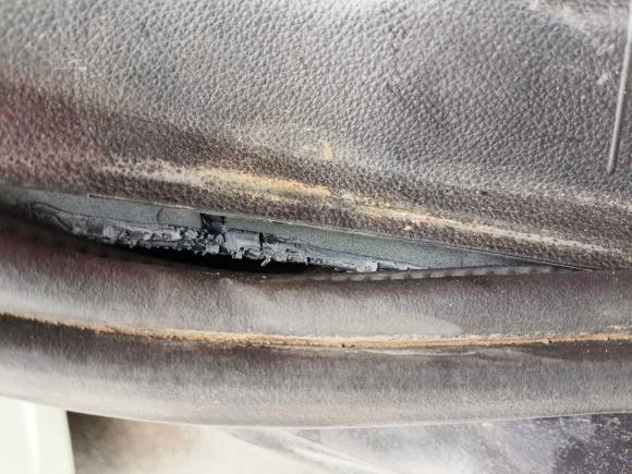 [青岛·鲁B] 二手别克君威2010款 2.0T 旗舰运动版