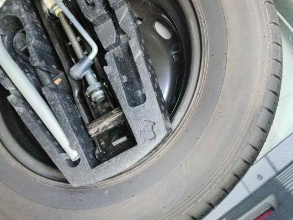 [上海·沪C] 二手斯柯达晶锐2015款 1.4L 手动前行版