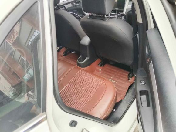 [成都·渝B] 二手奔腾奔腾B302016款 1.6L 自动豪华型