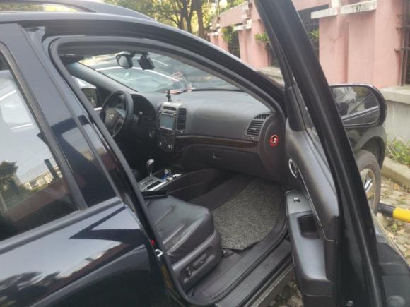 [上海·皖A] 二手现代胜达经典2012款 2.4 豪华版 五座两驱