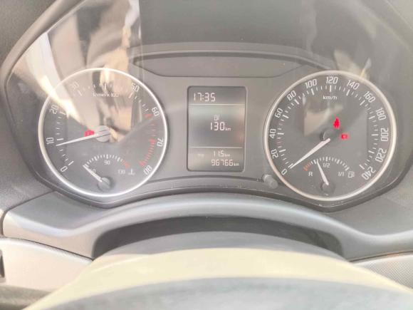 [青岛·黑H] 二手斯柯达明锐2015款 经典款 1.6L 手动逸致版