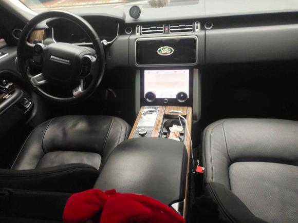 [苏州·苏E] 二手路虎揽胜2018款 3.0 SC V6 Vogue 传世版