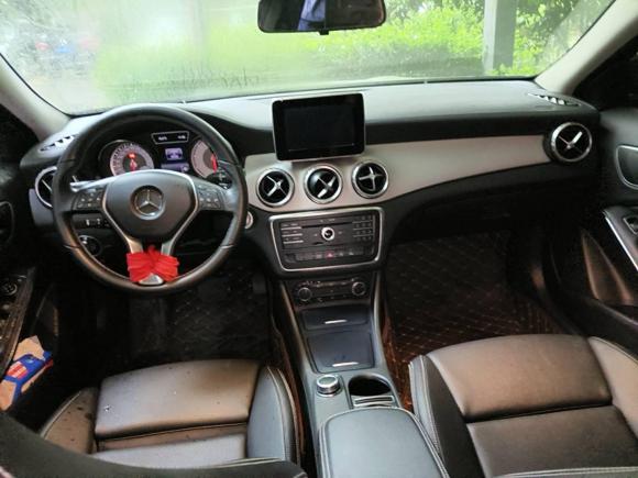 [成都·川A] 二手奔驰奔驰GLA2016款 GLA 200 时尚型