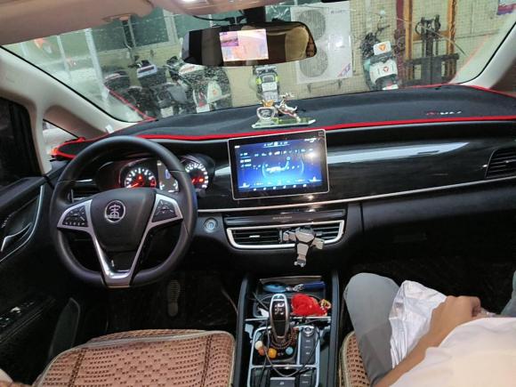 [深圳·湘M] 二手比亚迪宋MAX2019款 1.5T 自动智联睿逸天窗型 6座 国VI