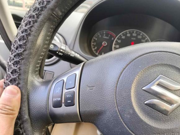 [深圳·鄂A] 二手铃木天语 SX42009款 两厢 1.8L 自动运动型