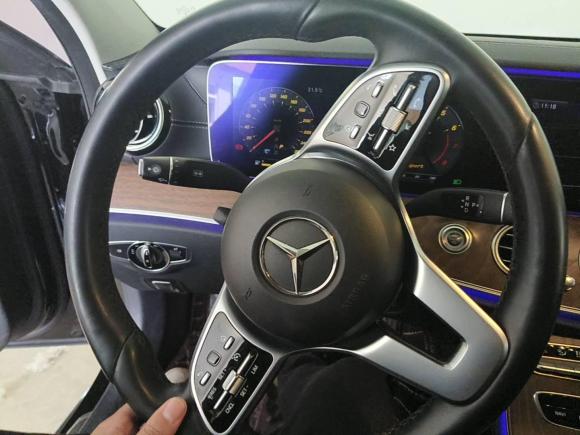 [青岛·鲁B] 二手奔驰奔驰E级2019款 改款 E 300 L 时尚型