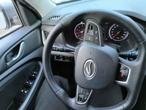 [南昌·赣A] 二手陆风陆风X22017款 1.6L 自动铂锐版