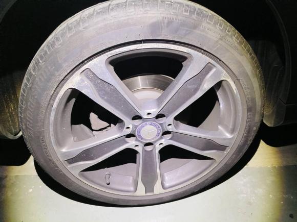 [苏州·苏E] 二手奔驰奔驰GLA2016款 GLA 220 4MATIC 豪华型